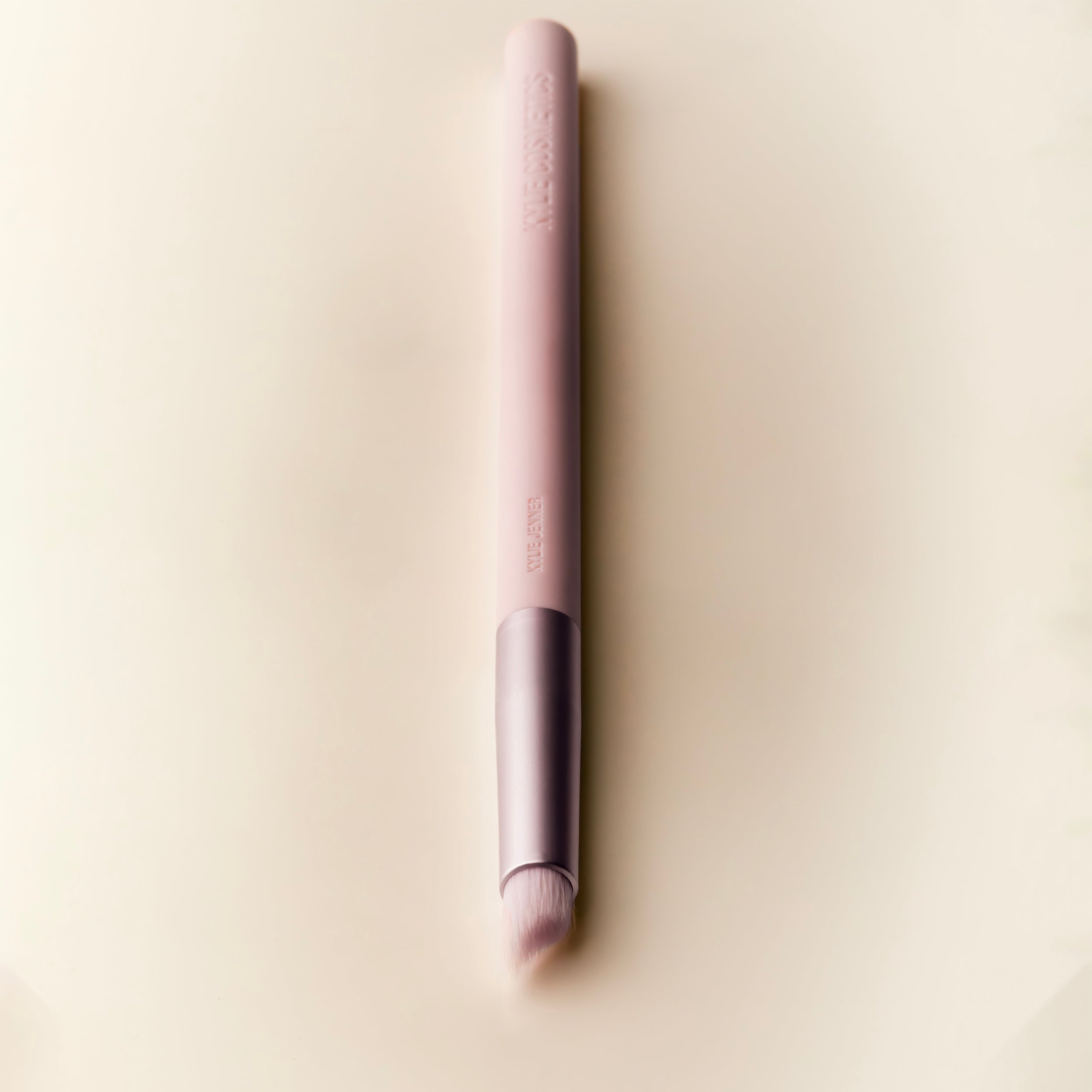 KJC_LIPBRUSH_26_CP_14.jpg