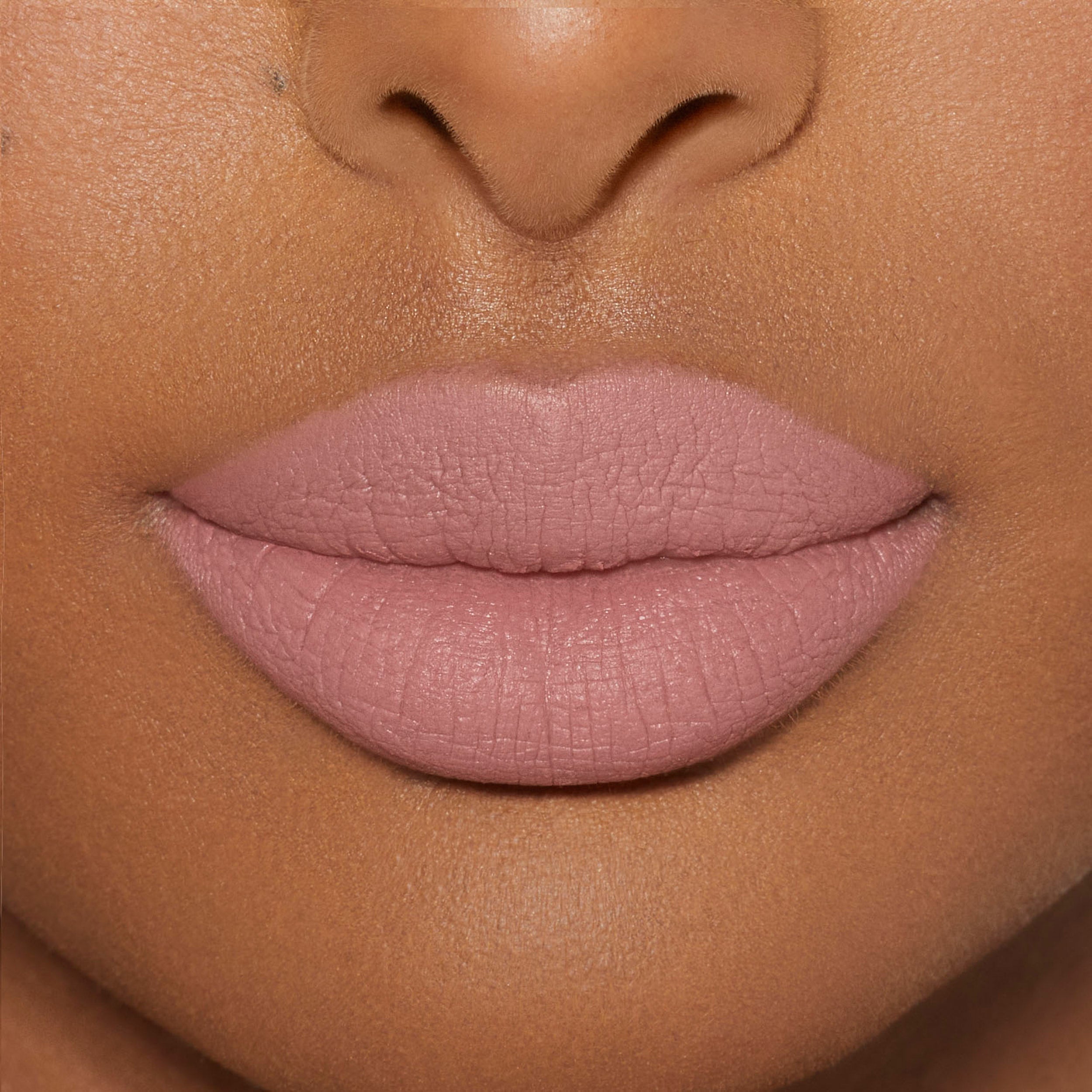 KJC_MLK_LipCloseUp_Kylie_03.jpg