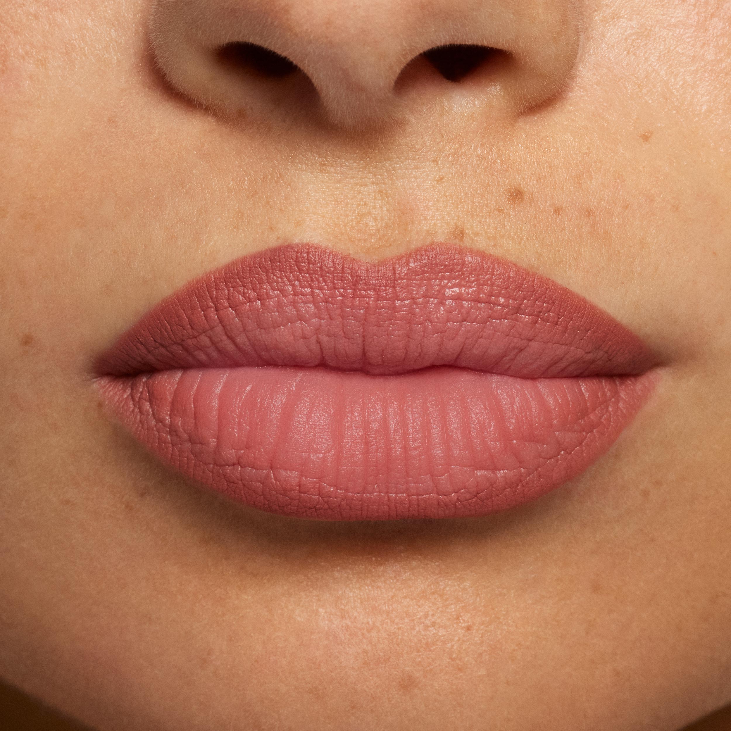 KJC_PLK_26_Lip-Macro_Candy-K_028100_WS.jpg