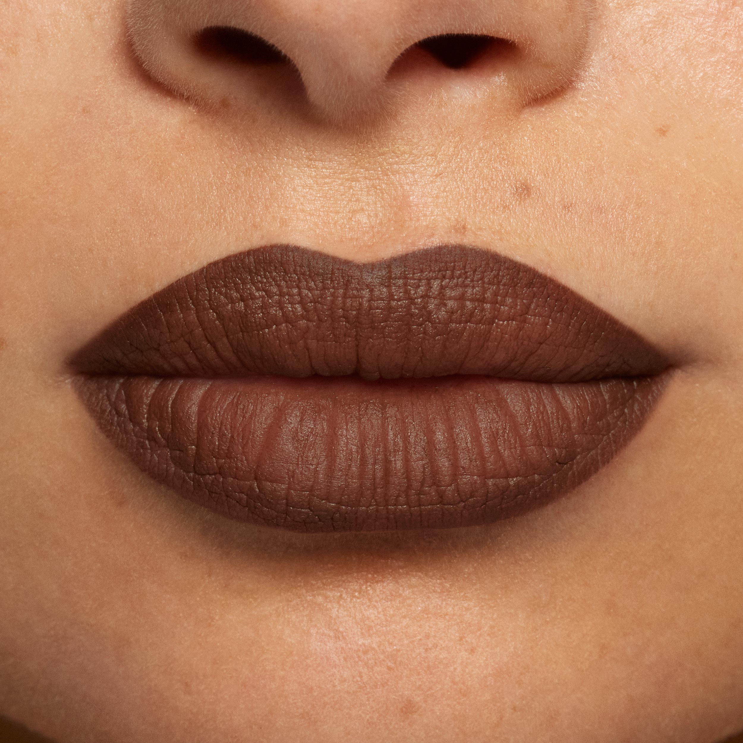 KJC_PLK_26_Lip-Macro_True-Brown-K_028088_WS.jpg