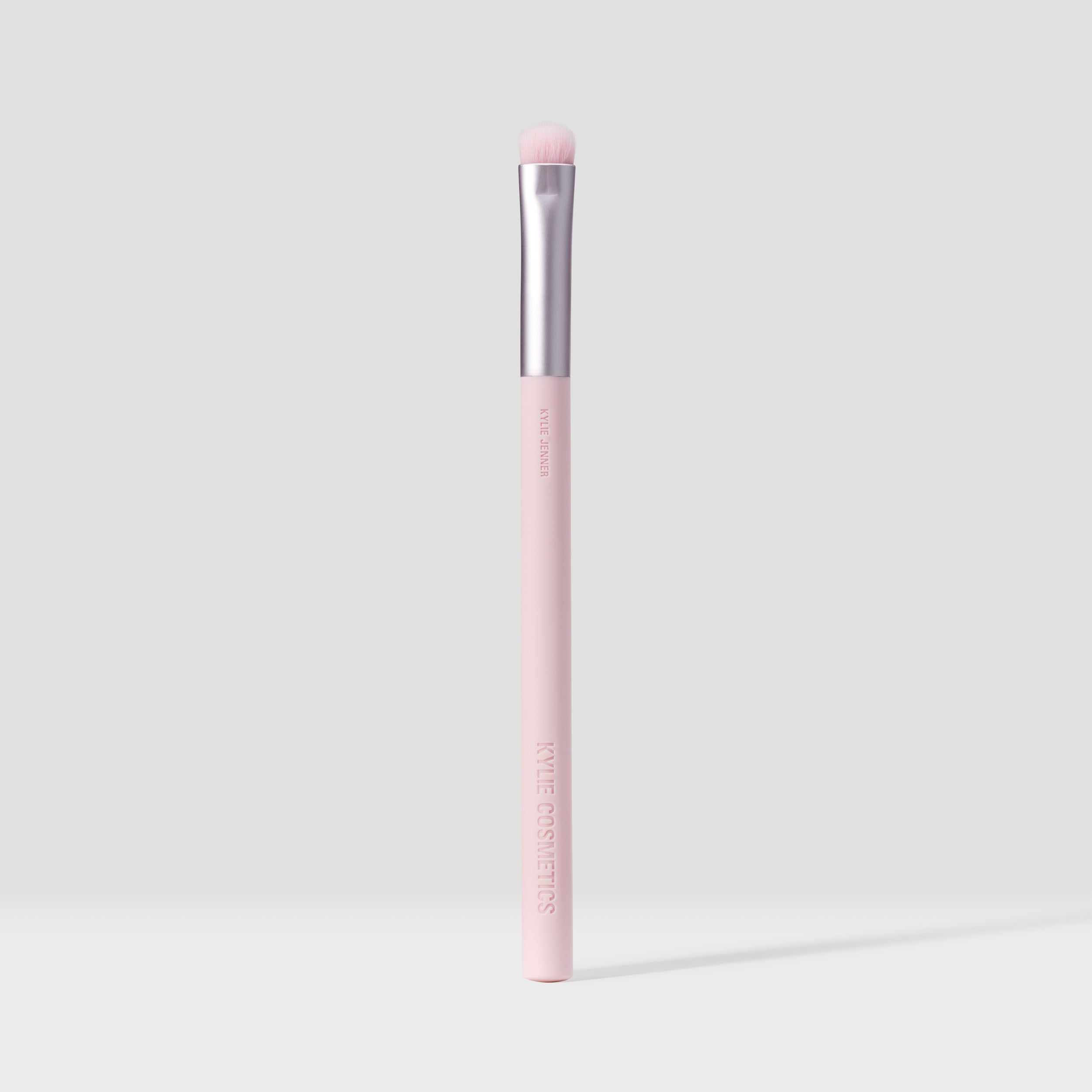 eyeshadow-shader-brush_c432861a-dc07-43ba-bf2d-f82d2b73349b.jpg